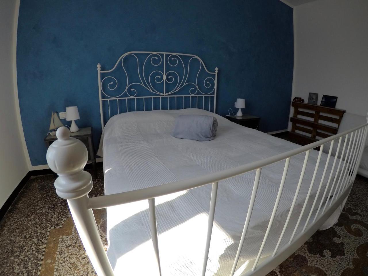 Camera Familiare con Vista Mare