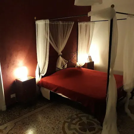B&B Al Fronte del Porto-2